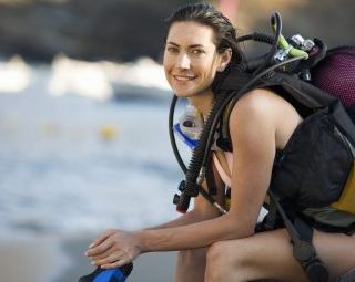 Diver waiting to get into the water