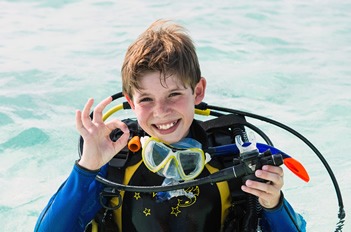 Referral Scuba Program in the pool